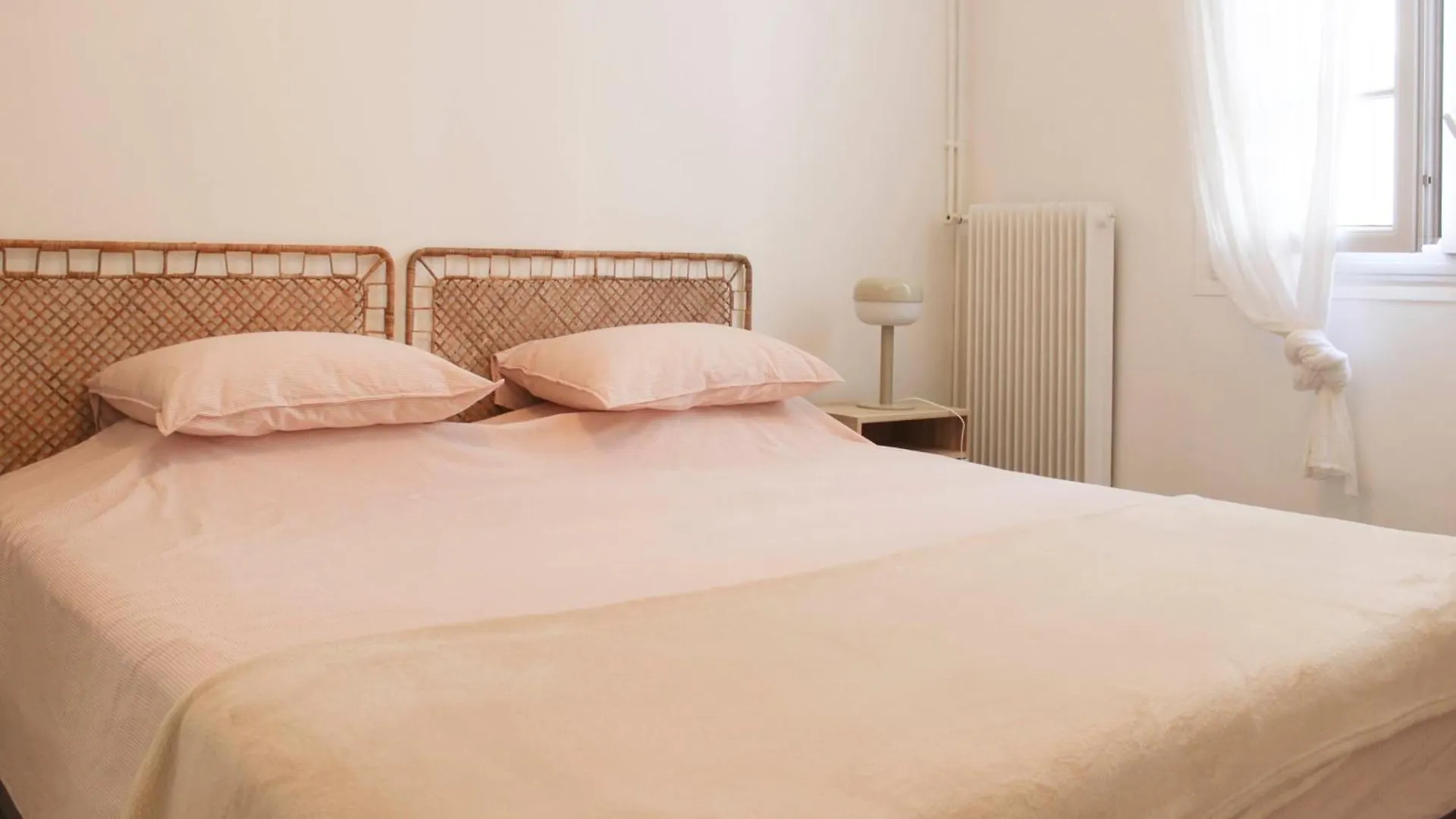 Apartment Charming T2 Of 50 M2 Near The Parc Des Princes Paris France